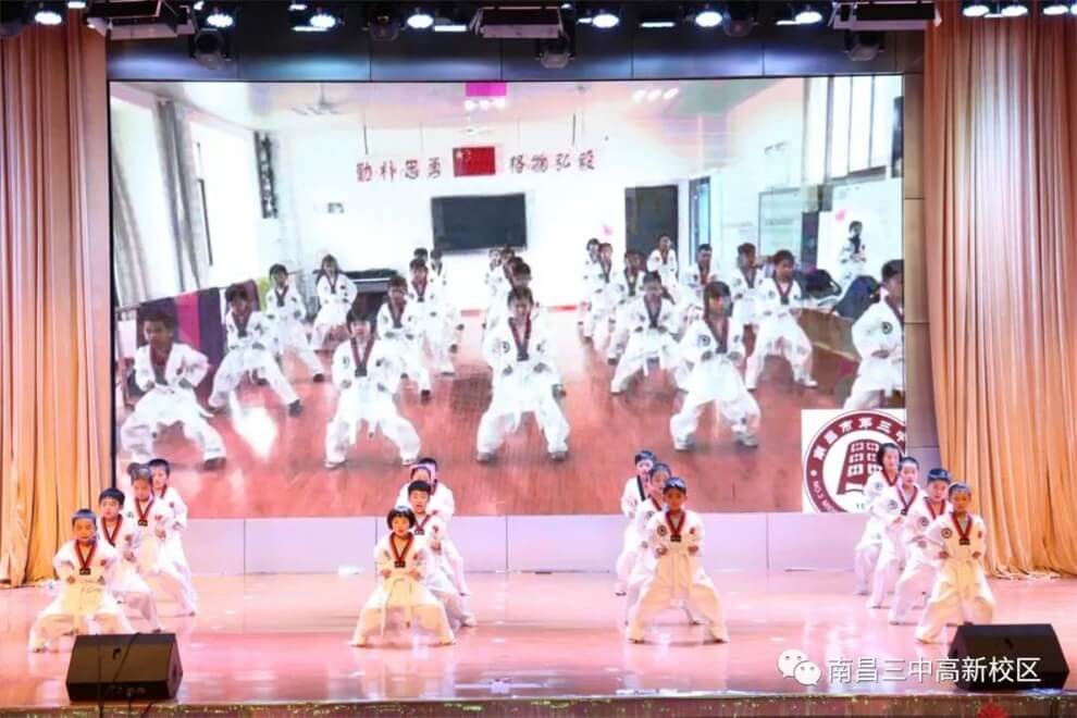 南昌市第三中学国际部跆拳道演出图集01