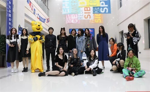 青岛博格思加州学校的学生们02