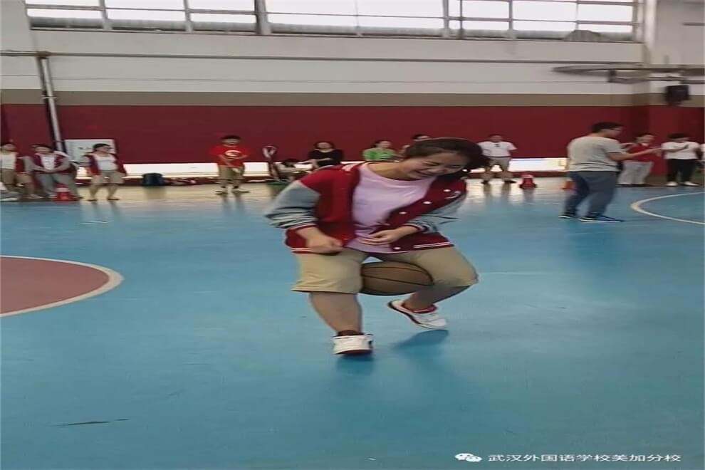 武汉外国语学校美加分校篮球嘉年华运动会图集