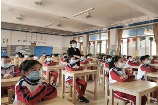 蘭州碧桂園學(xué)校課堂圖集01