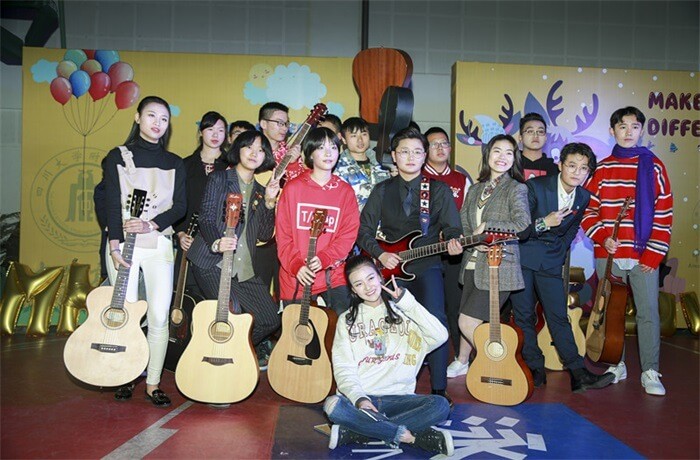 四川大學(xué)附屬中學(xué)國(guó)際部音樂(lè)會(huì)圖集01