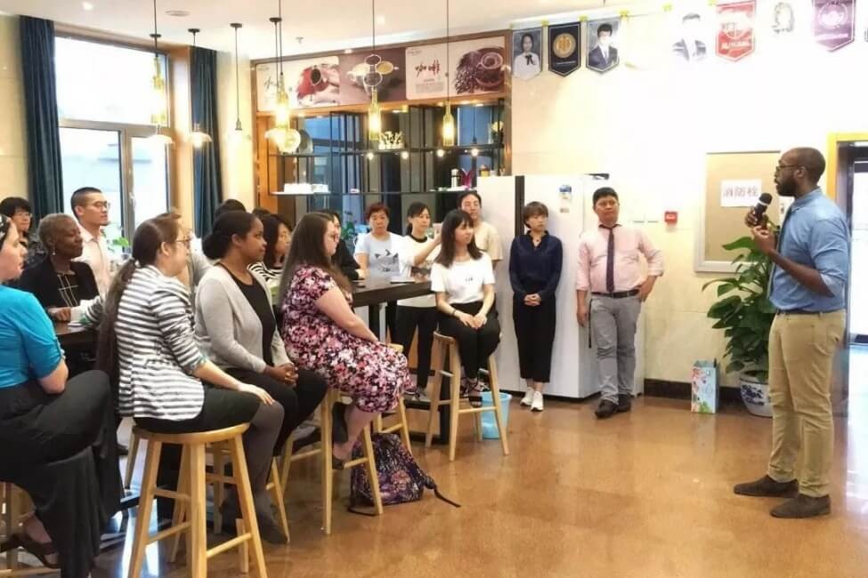 美國威力塔斯學校北京校區(qū)教師節(jié)圖集01