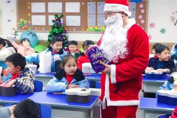 成都博駿公學圣誕節(jié)圖集01