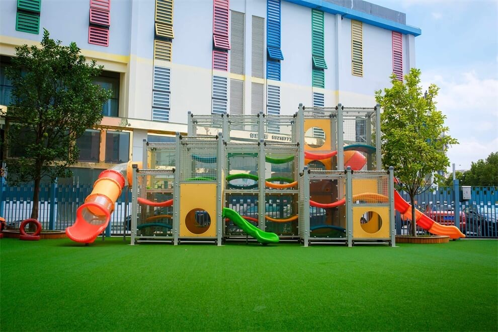 上海青浦区圣地雅歌幼儿园室外活动图集