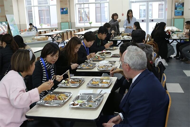 烟台耀华国际教育学校餐厅图集