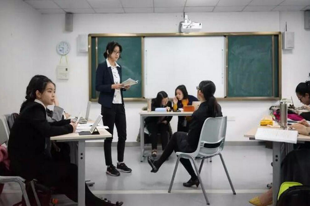 瑞得福國際學(xué)校模擬法庭競賽活動(dòng)圖集01