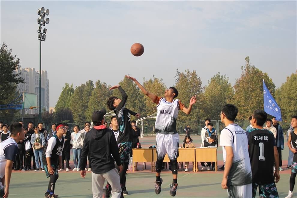 山东省临沂第一中学国际部篮球文化节图集01