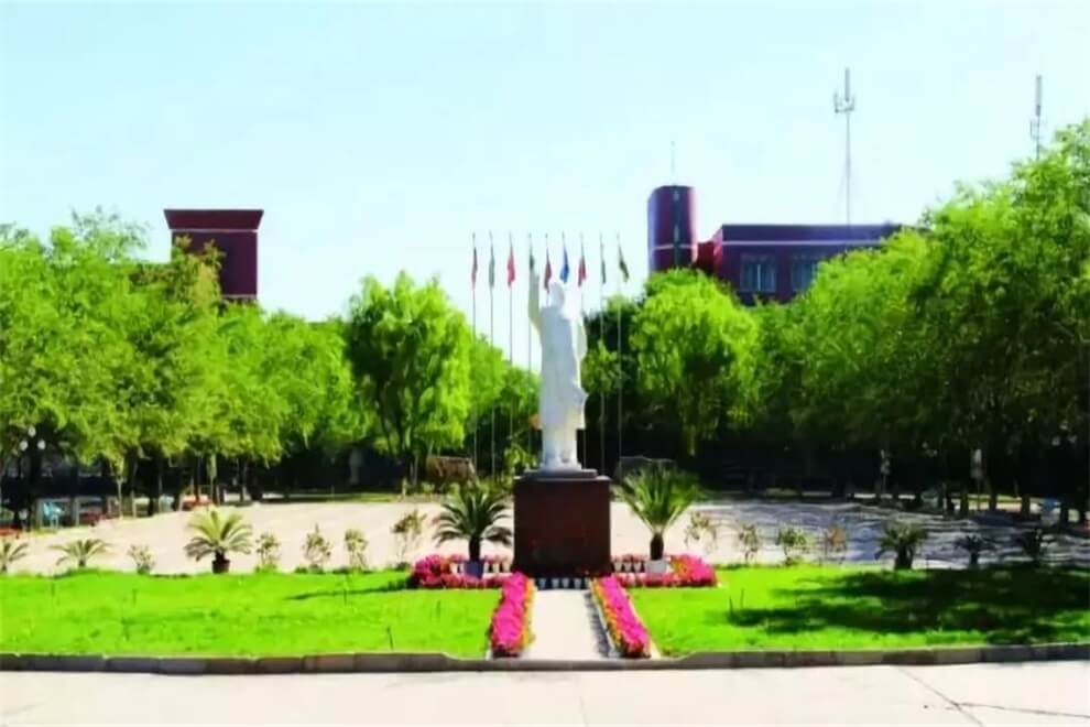 新疆大光华国际学校校园风景图集01