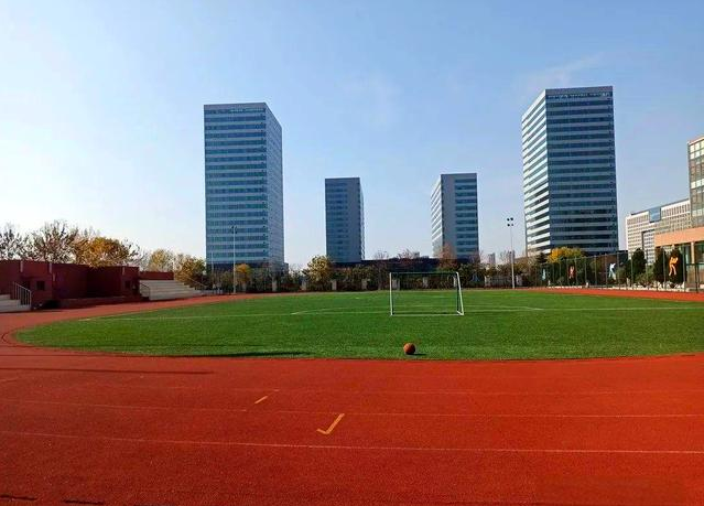 青島加煌中加學(xué)校圖片